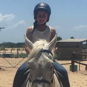 Meet your Posher, Charlotte